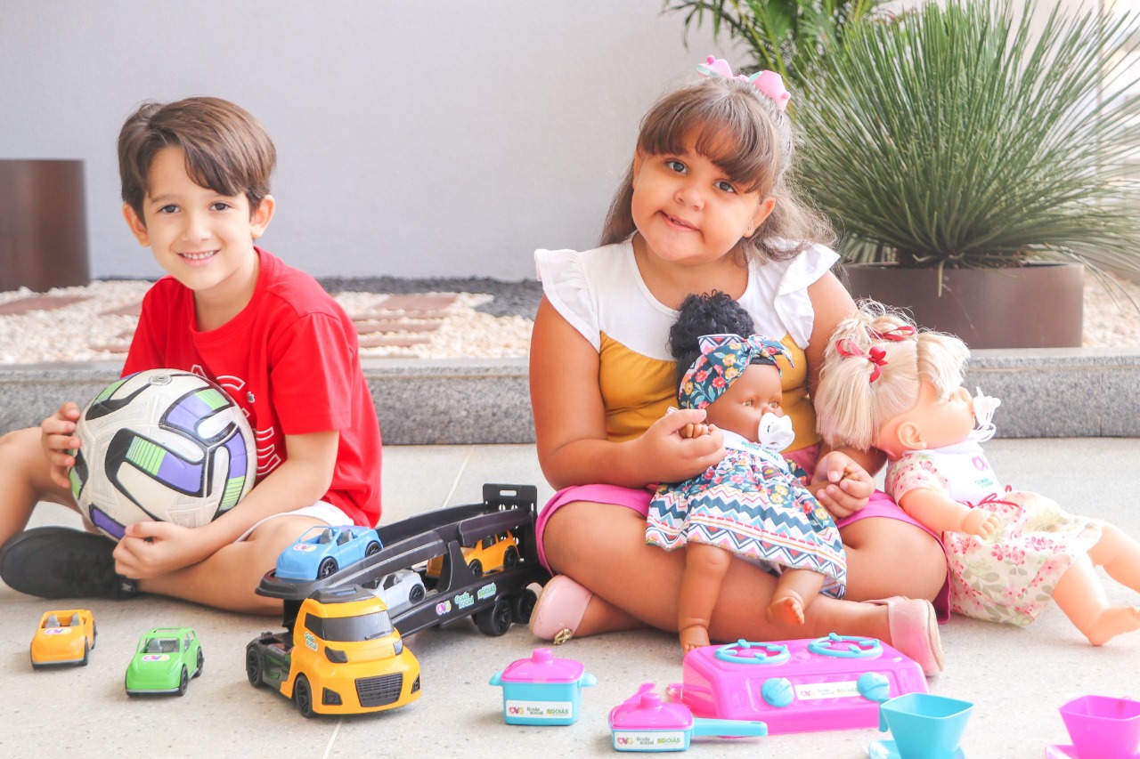 Natal Luzes: Senador Canedo entrega 14 mil brinquedos neste domingo