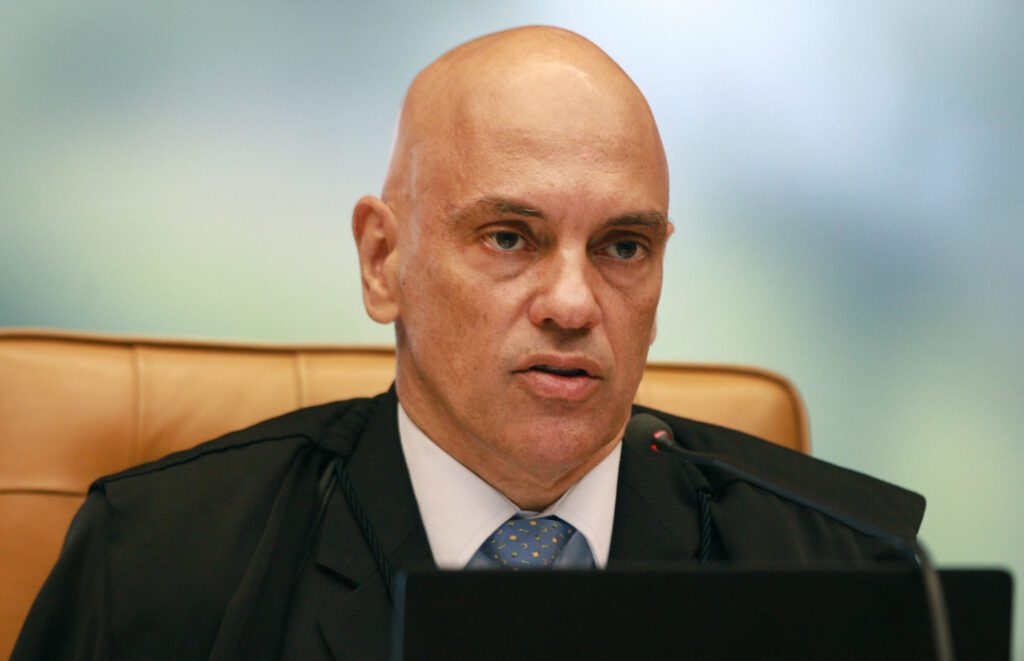 Ameaças e Críticas: Ministro Alexandre de Moraes aborda desafios na defesa da Democracia