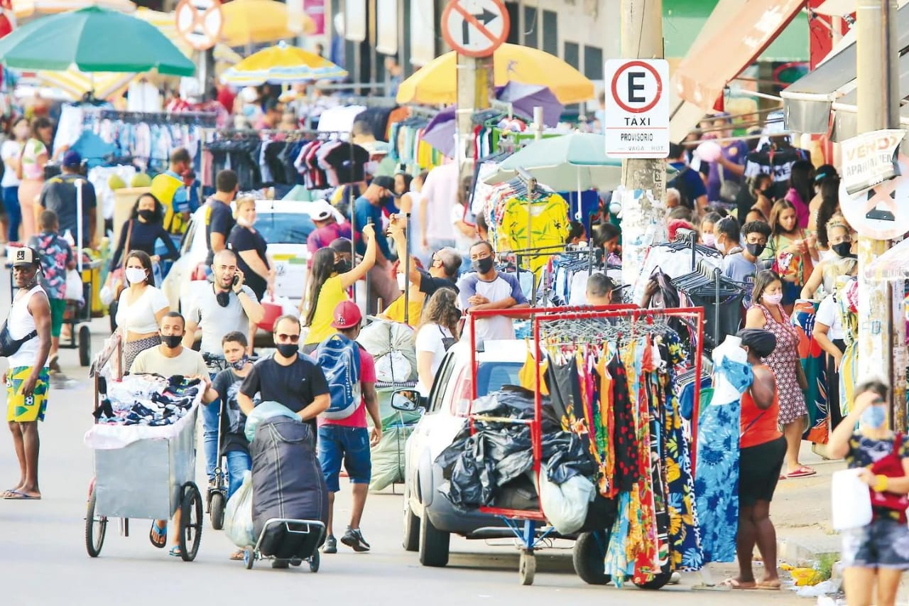 Horário especial para o Carnaval na Rua 44, segundo maior polo de confecção do Brasil