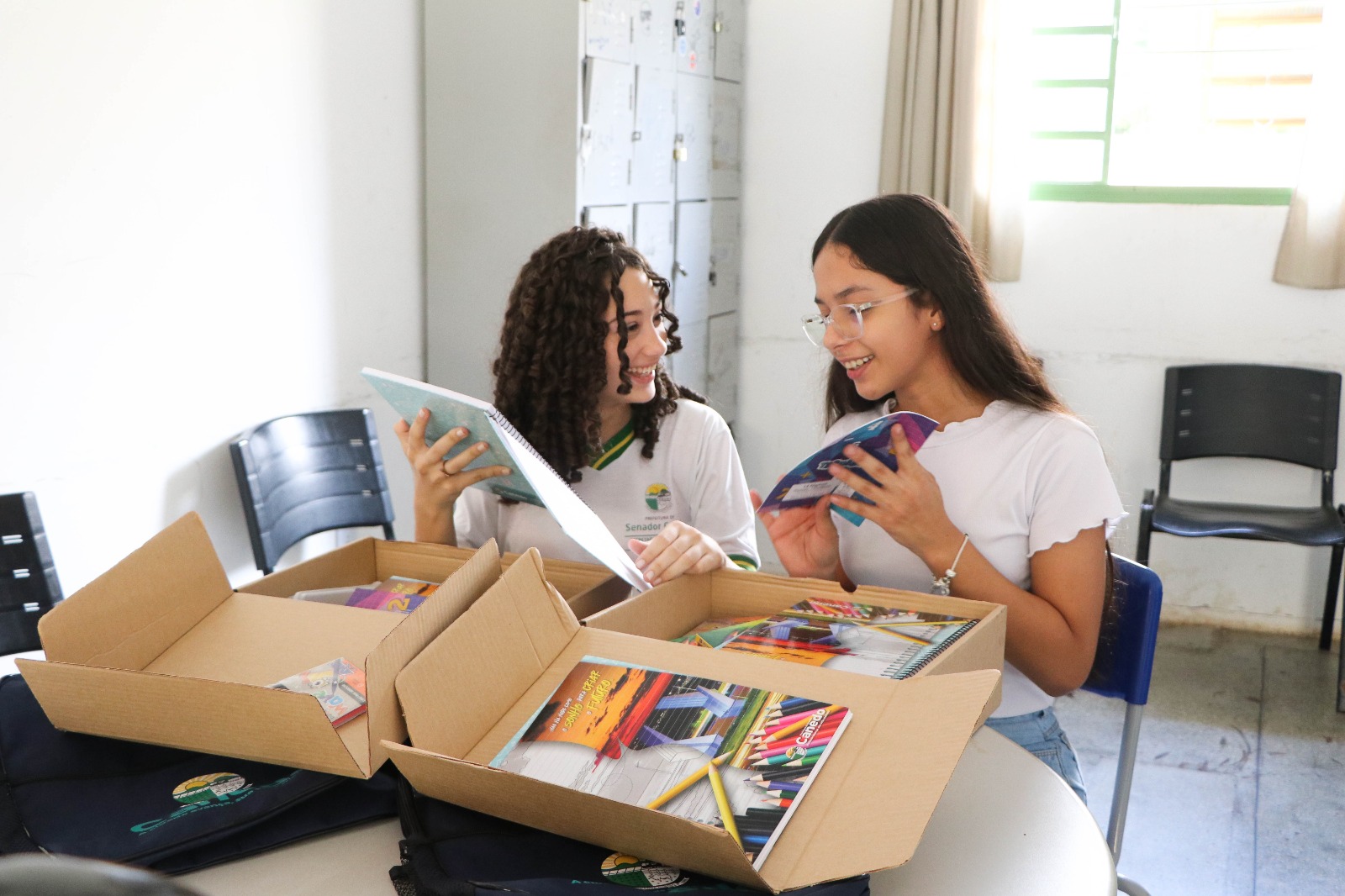 Estudantes do Ensino Fundamental em Senador Canedo Iniciam o Ano Letivo com Novos Kits Escolares