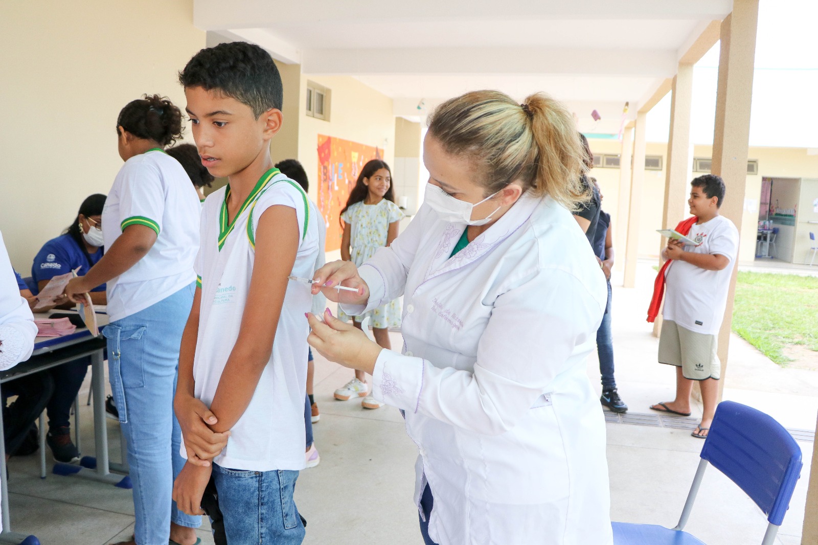 Campanha de vacinação contra dengue se intensifica nas escolas em Senador Canedo