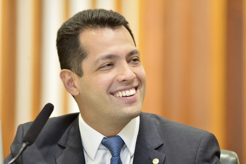 Ex-deputado Thiago Albernaz (MDB) é alvo de operação da polícia civil de Goiás