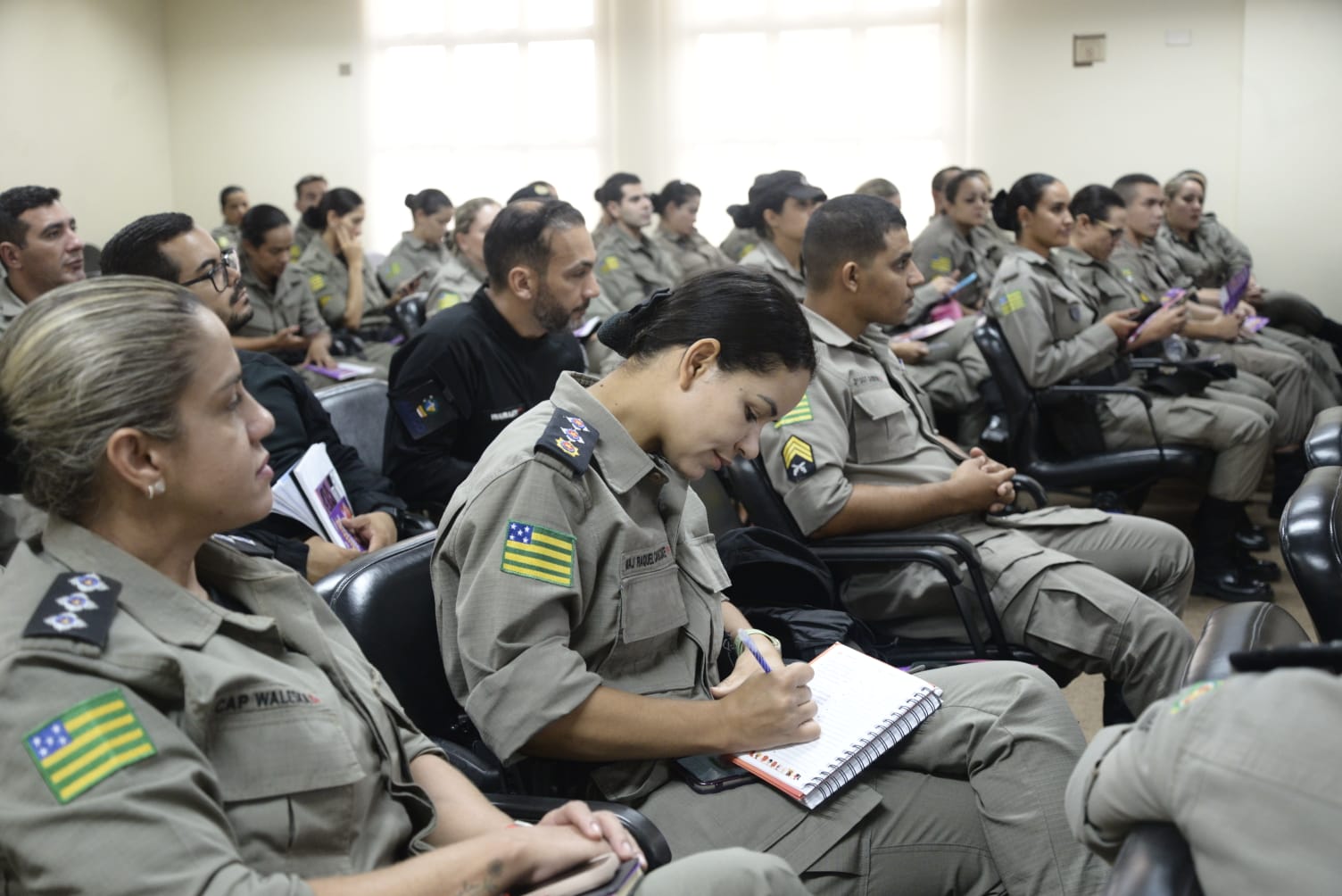 Batalhão Maria da Penha é capacitado para enfrentamento à violência contra as mulheres