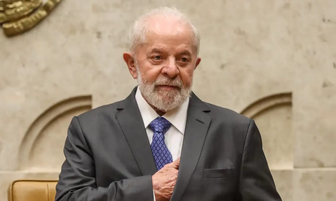 Lula afirma: ‘Nunca produziu um pé de capim no Brasil’, ao defender STF e criticar Musk