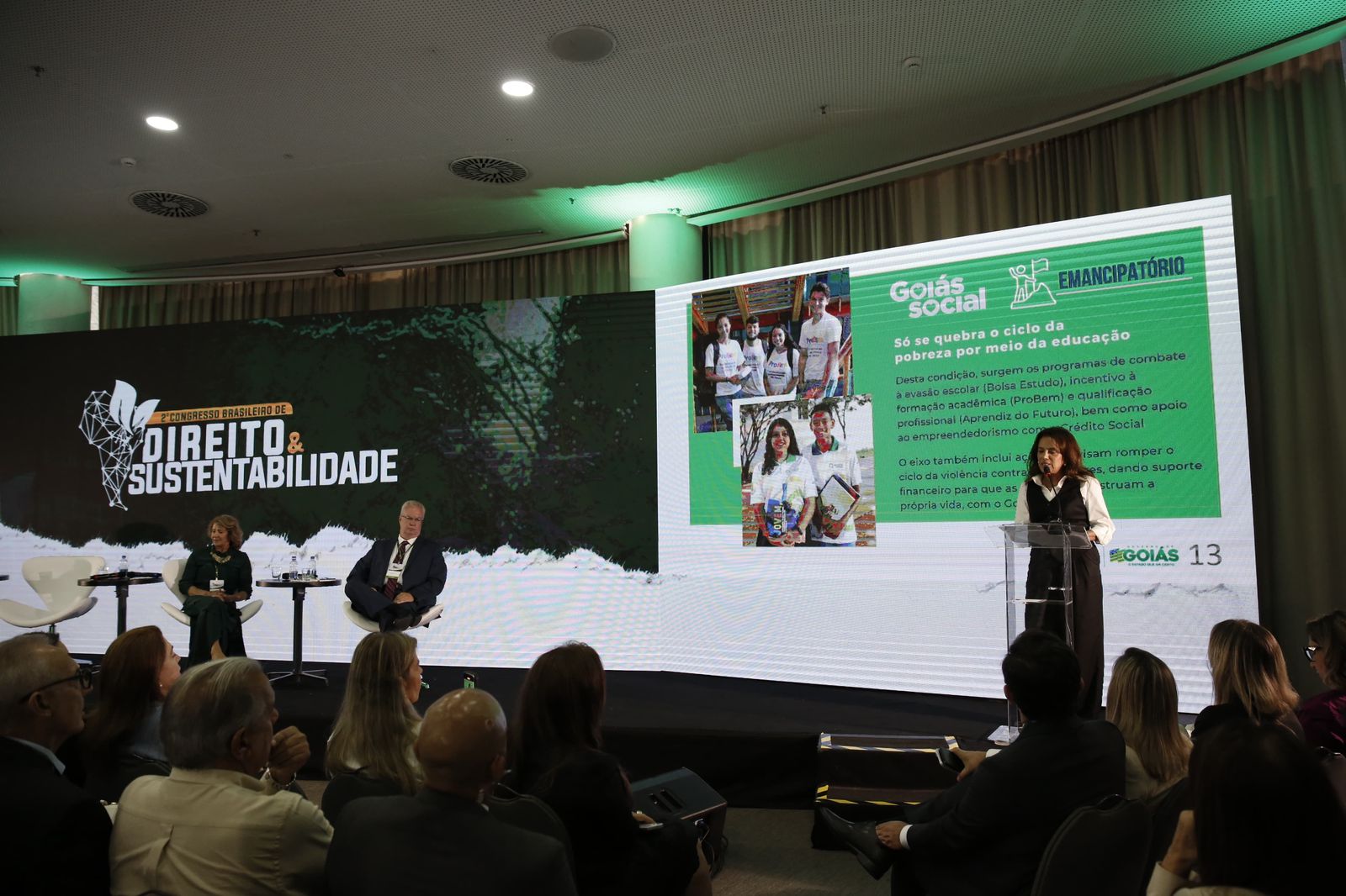Gracinha Caiado destaca avanços do Goiás Social no campo, durante Congresso de Direito e Sustentabilidade, em Salvador