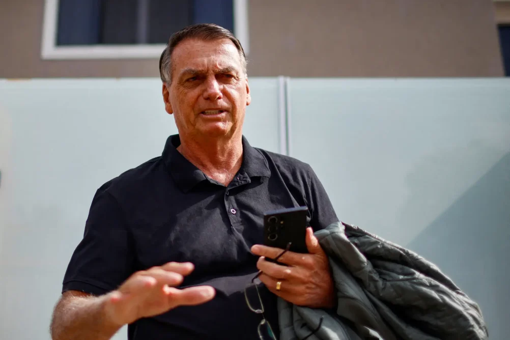 Bolsonaro chega em Goiás para lançar pré-candidatos nas prefeituras do estado
