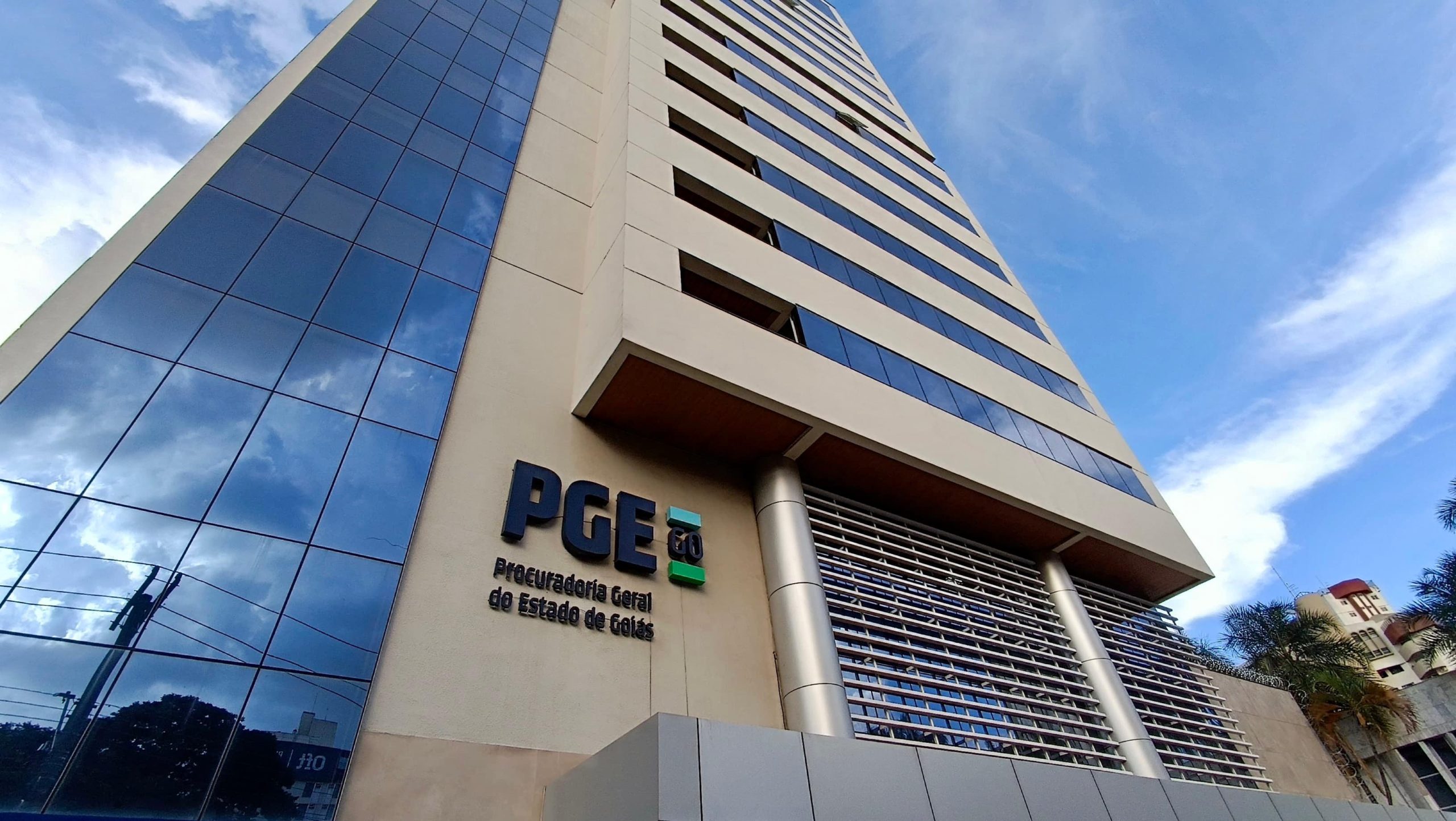 PGE abre inscrições para concurso público de procurador do Estado de Goiás