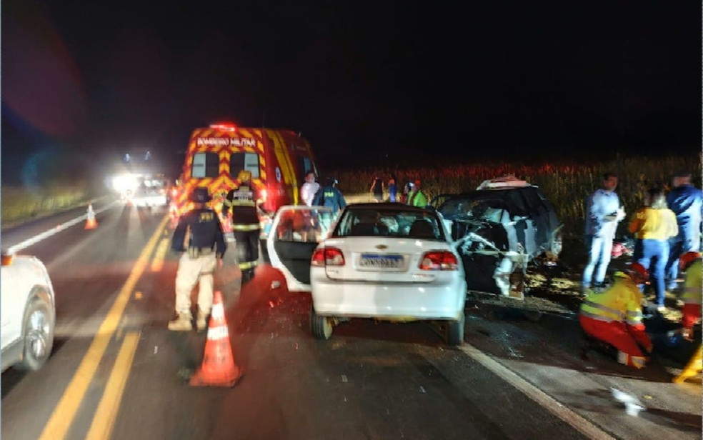 Número de mortos em acidente em Goiás sobe para quatro