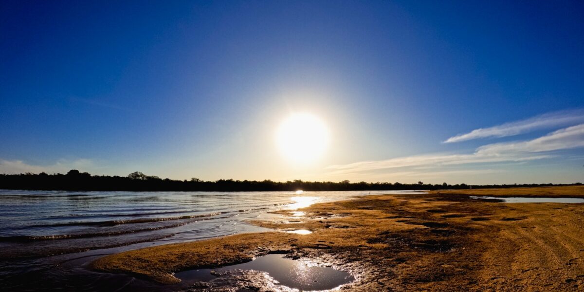 Cimehgo emite alerta para onda de calor em Goiás com aumento de temperaturas e queda na umidade